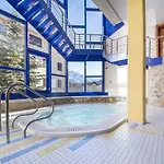 E405 - 42m2 Alpenschick Mit Balkon, Ausblick, Pool Σεντ Μόριτζ