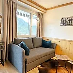 E405 - 42m2 Alpenschick Mit Balkon, Ausblick, Pool Διαμέρισμα Σεντ Μόριτζ