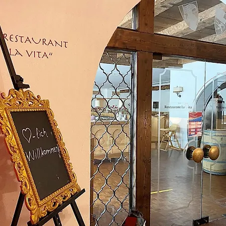 Appartement 42m2 Alpenschick Mit Balkon, Ausblick, Pool - E405