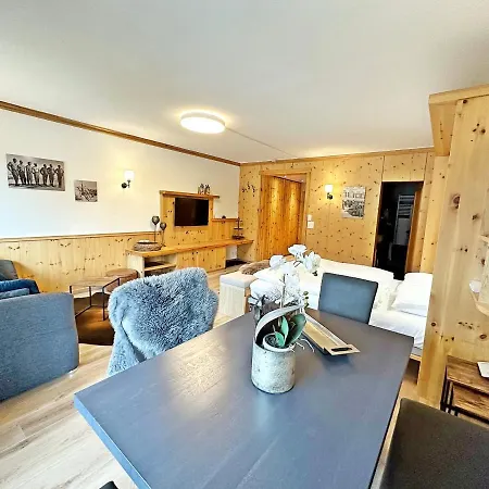 E405 - 42m2 Alpenschick Mit Balkon, Ausblick, Pool Apartamento