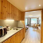 Апартаменты E405 - 42m2 Alpenschick Mit Balkon, Ausblick, Pool *